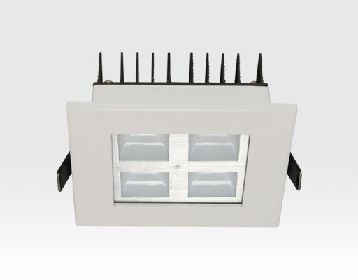 4W LED Einbau Downlight weiß quadratisch Warm Weiß / 2700-3200K 260lm 230VAC IP40 120Grad -Ausstellungsstück mit kleinen Schönheitsfehler