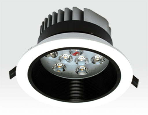 9W LED Einbau Spotleuchte weiß rund Warm Weiß / 2700-3200K 585lm 230VAC IP40 120Grad