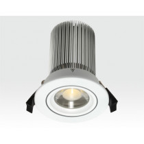 15W LED Spot weiß klar Neutral Weiß / 750lm IP44 230VAC