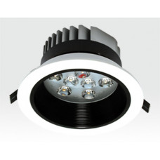 9W LED Einbau Spotleuchte weiß rund Warm Weiß / 2700-3200K 585lm 230VAC IP40 120Grad